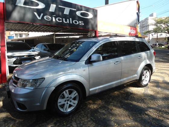 FIAT FREEMONT 2.4 PRECISION 16V GASOLINA 4P AUTOMÁTICO